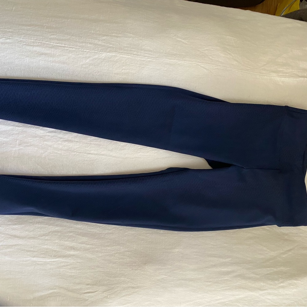 Koral animal skin leggings size XS